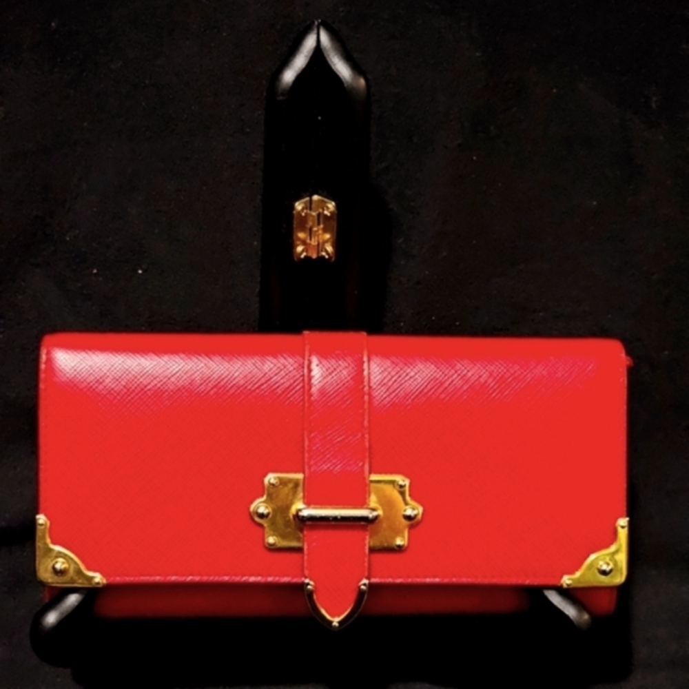 PRADA WALLET SAFFIANO LEATHER WALLET